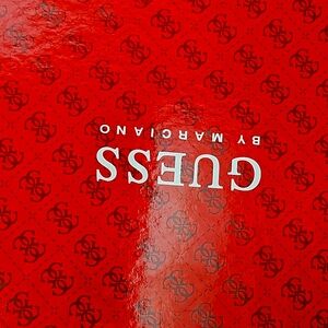 Guess GWTORTILLA 8.5 M